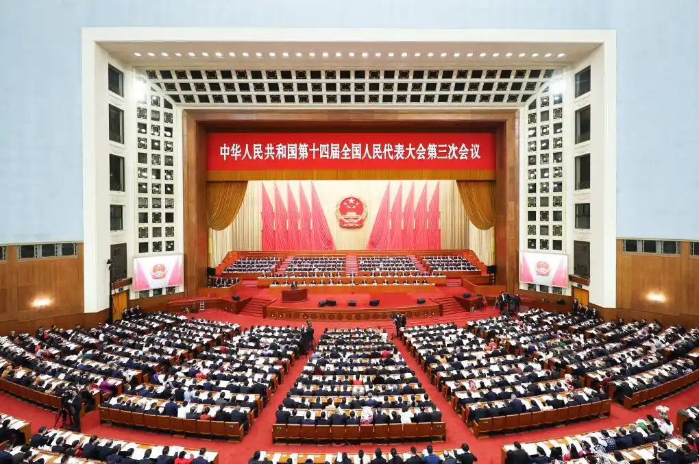 黄立参加十四届全国人大三次会议